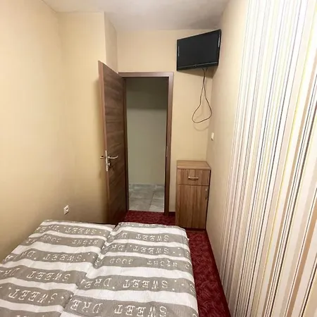 Gratisz 4*