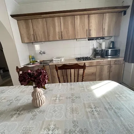 Guest house Gratisz